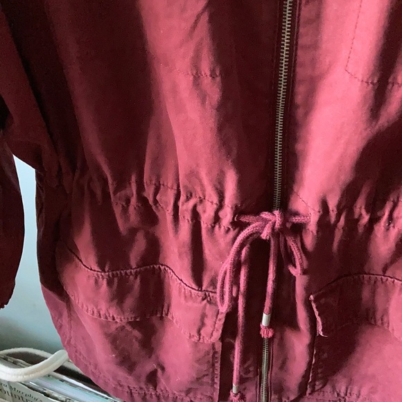 Old navy coat burgundy - Picture 5 of 9